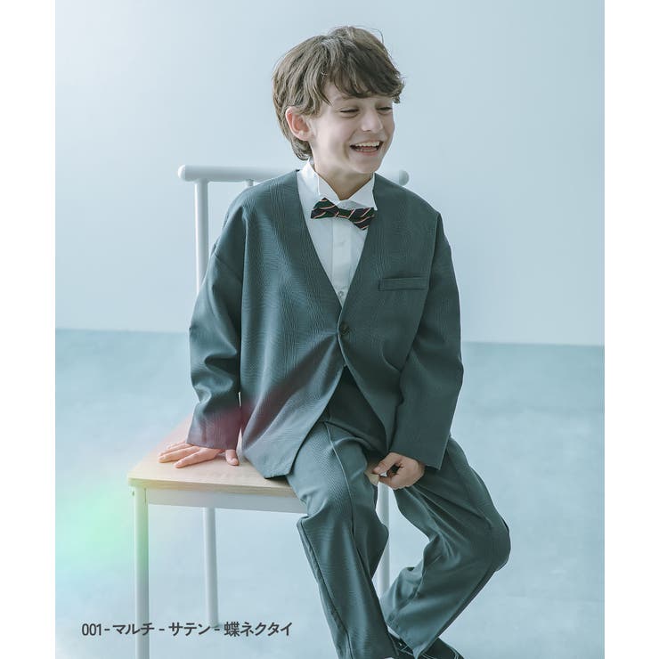 ファミリア　フォーマルセットアップ　4点セット　グレー　チョウネクタイ　男の子 ファミリア フォーマルセットアップ 4点セット グレー チョウ
