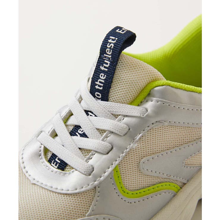 手を使わず立ったまま履ける 軽量 防水スニーカー[品番