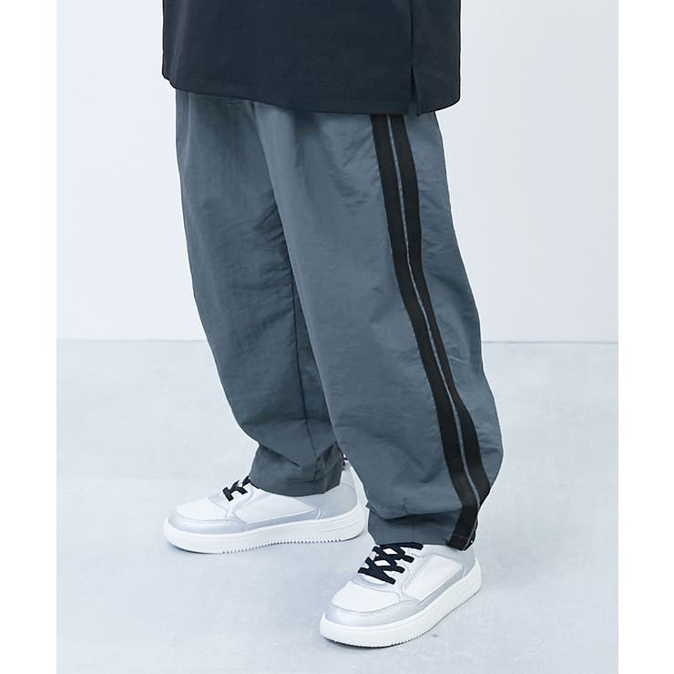 004-ライン-シャドーブルー | 水はじく撥水ナイロン トラックパンツ セットアップ可能 | devirock