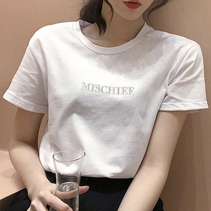 ホワイト | 半袖 ロゴ刺繡Tシャツ MISCHIEE 春 夏 韓国 韓国ファッション | インナーショップDiamondHearts 