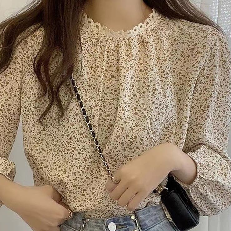 小花柄ブラウス【韓国ファッション】【春夏新商品】[品番