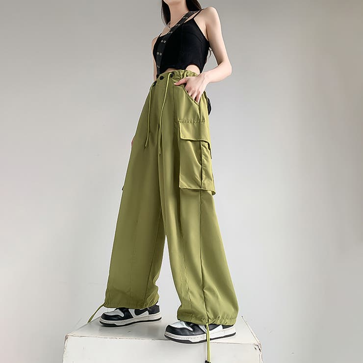 OUR 裾がしぼれる2wayカーゴパンツ オリーブ &Eさん専用】 OURHOME 裾がしぼれる2wayカーゴパンツ オリーブ