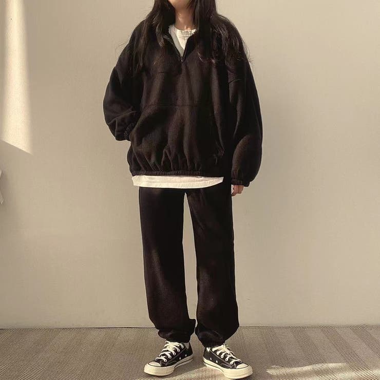 yvngpatra着用 SECRET セットアップ ブラック スウェットパンツ GYDA（ジェイダ）の「【セットアップ着用可】TWO LINE WIDE
