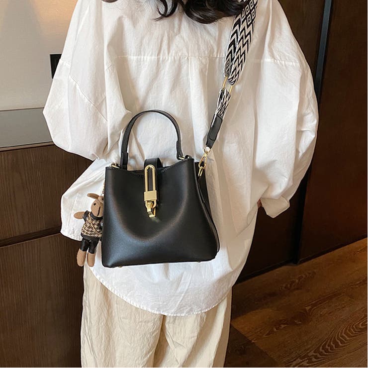 ブラック | 幾何ストラップ×ゴールド金具ハンドバッグ | Doux Belle 