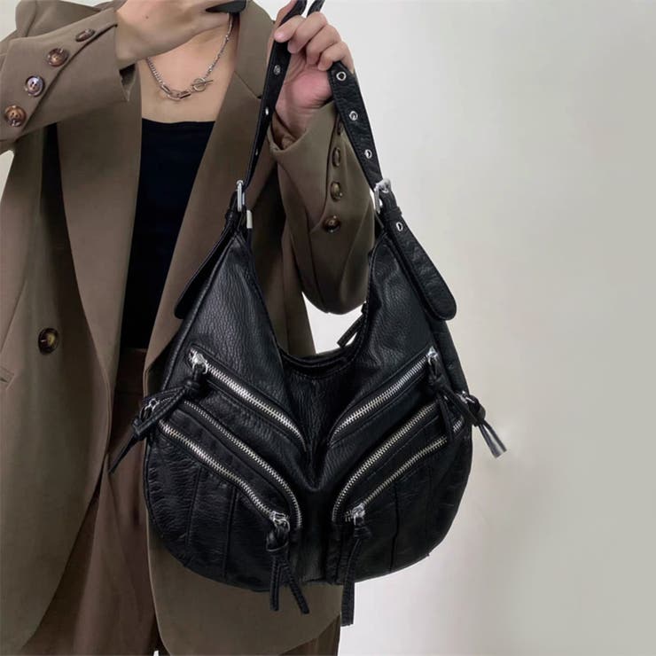 ブラック | マルチポケット多収納2WAYショルダーバッグ レディース バッグ | Doux Belle 