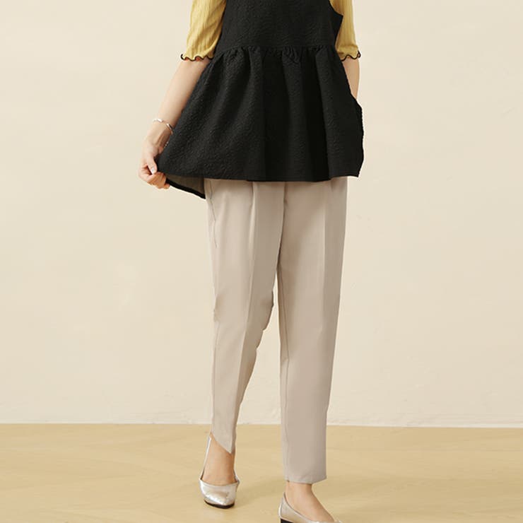 ベージュ | センタープレステーパードパンツ | Doux Belle 