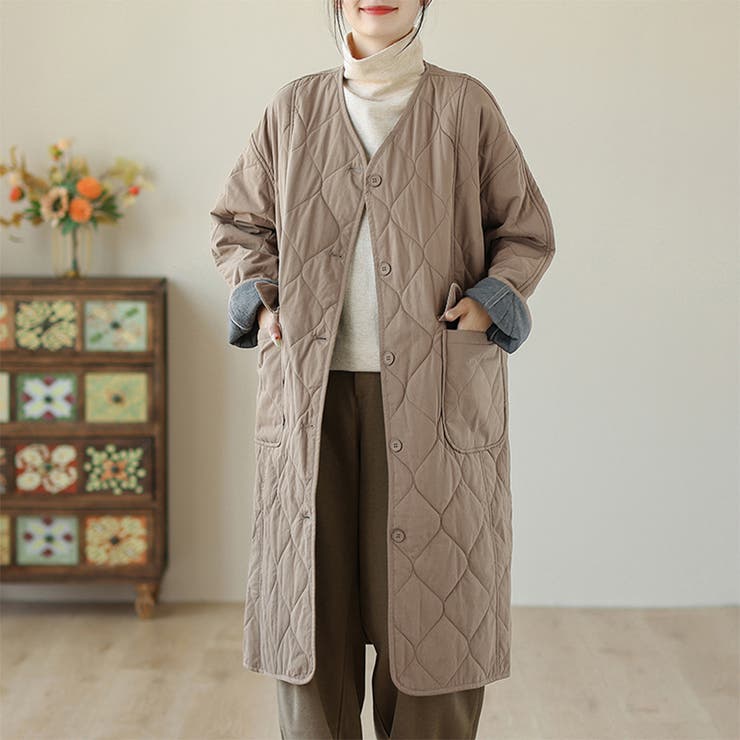 カーキ | ダイヤキルト加工ロングコート | Doux Belle 