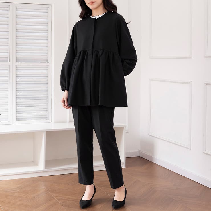ブラック | ラウンドネックペプラムシルエットセットアップ | Doux Belle 