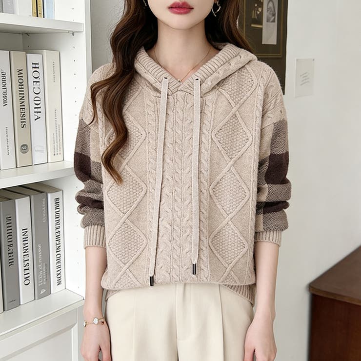 ケーブル編みボーダー袖フード付きニット | Doux Belle  | 詳細画像2 