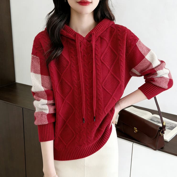 レッド | ケーブル編みボーダー袖フード付きニット | Doux Belle 