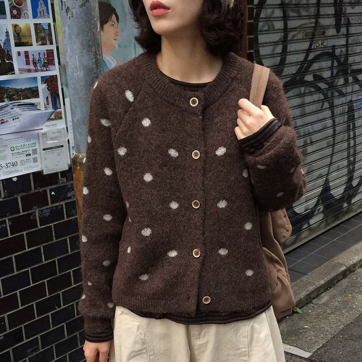 ダークブラウン | ドットデザインニットカーディガン | Doux Belle 