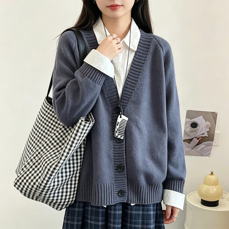 グレー | Vネック長袖オーバーサイズニットカーディガン レディース トップス | Doux Belle 