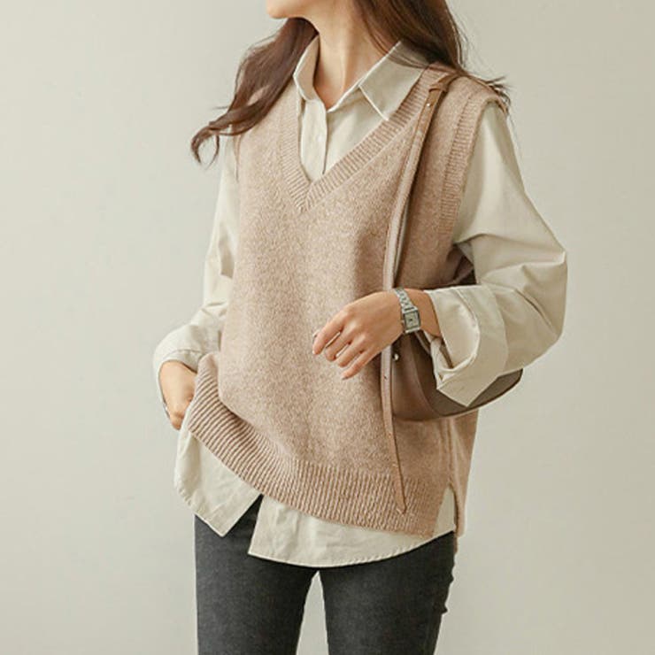 ベージュ | Vネックノースリーブニットベスト | Doux Belle 