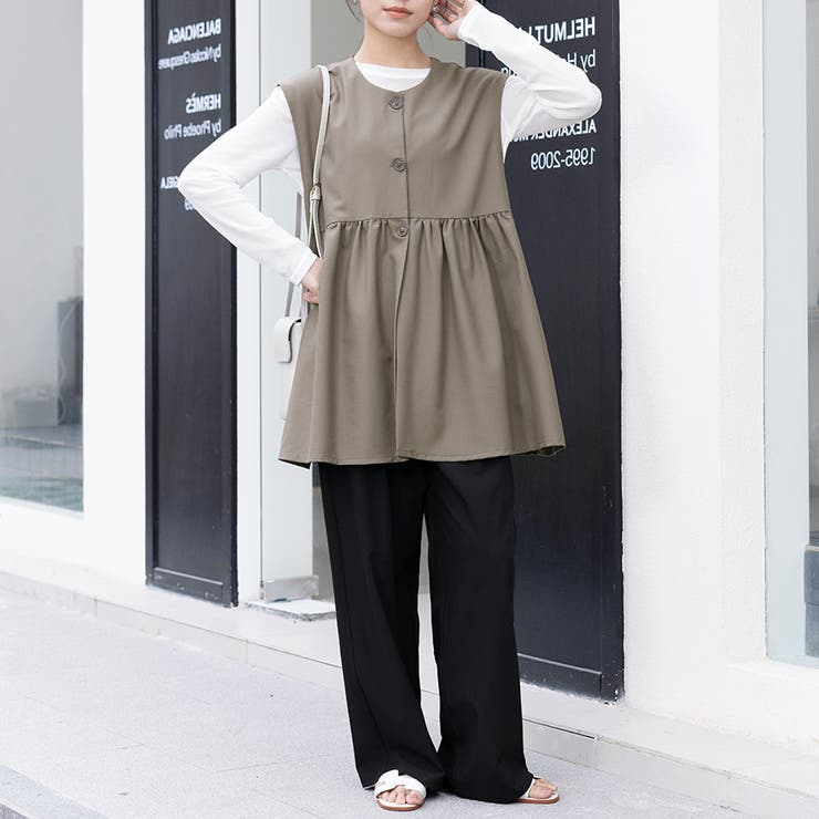 ペプラムシルエット ボタン付き ラウンドネック | Doux Belle  | 詳細画像3 