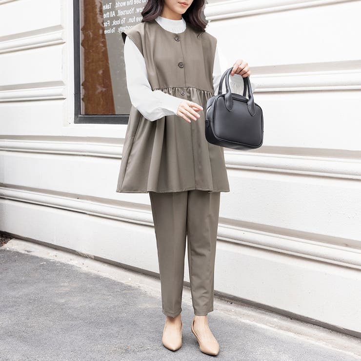 ペプラムシルエット ボタン付き ラウンドネック | Doux Belle  | 詳細画像4 