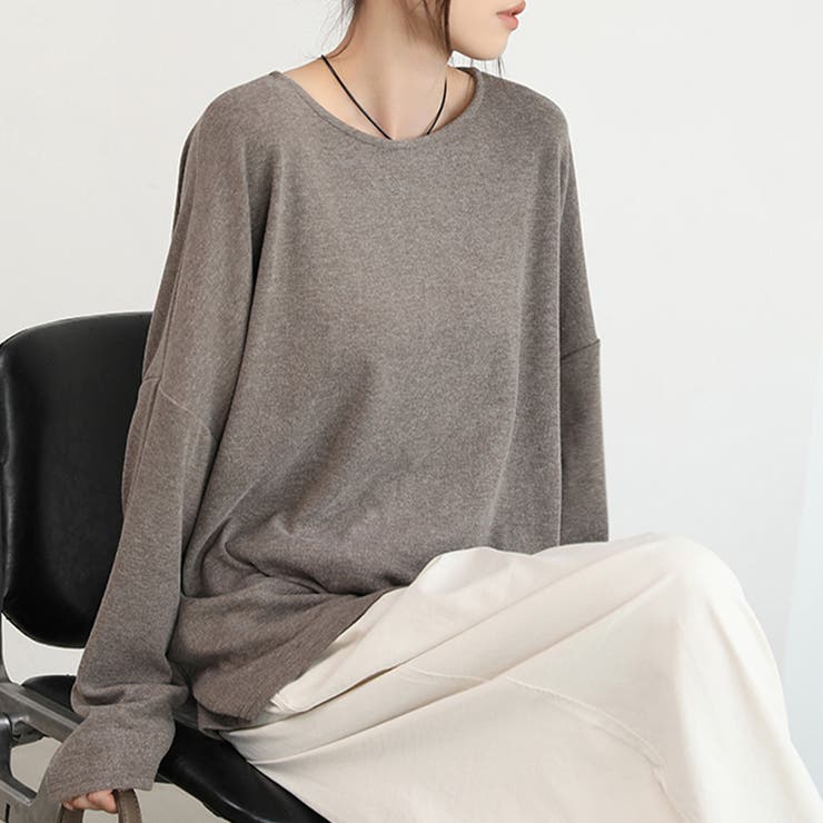 グレージュ | オーバーサイズ トップス カットソー 長袖 ロングT モモンガ風 | Doux Belle 