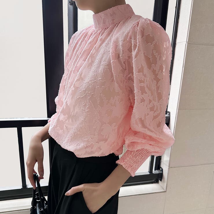 ピンク | レースシアータートルネックブラウス | Doux Belle 