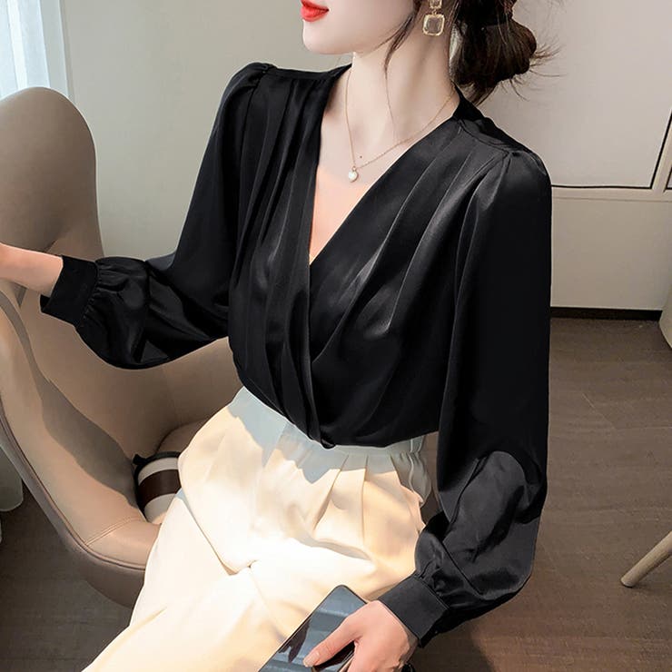 ブラック | ドレープデザインブラウス | Doux Belle 