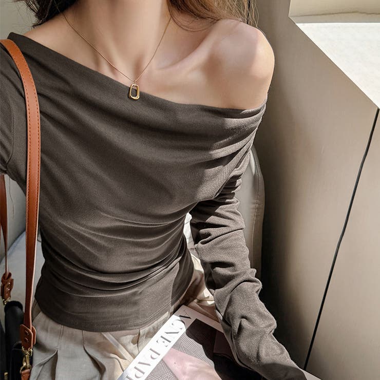 ドレープネックストレッチトップス | Doux Belle  | 詳細画像2 