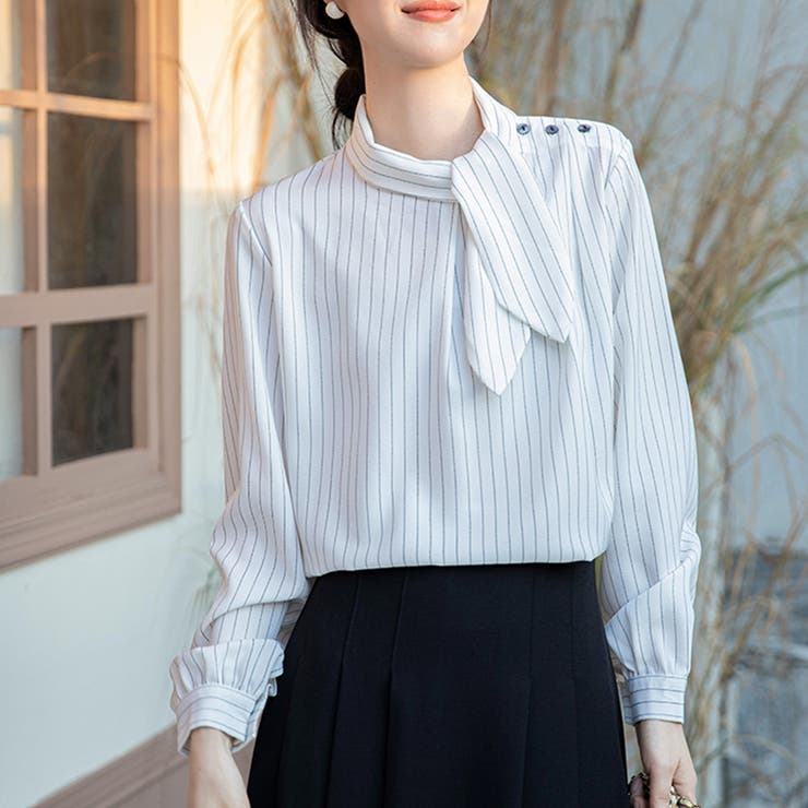 ホワイト | ストライプ柄ボウタイブラウス | Doux Belle 
