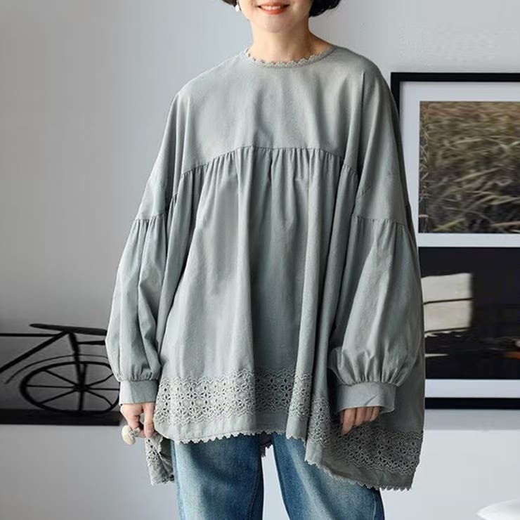 セージグリーン | レース裾付きパフスリーブブラウス | Doux Belle 