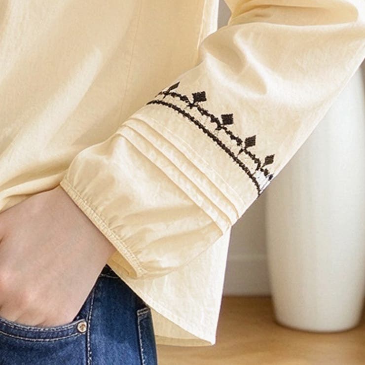 刺繍デザインスタンドカラー長袖シャツブラウス レディース トップス | Doux Belle  | 詳細画像10 