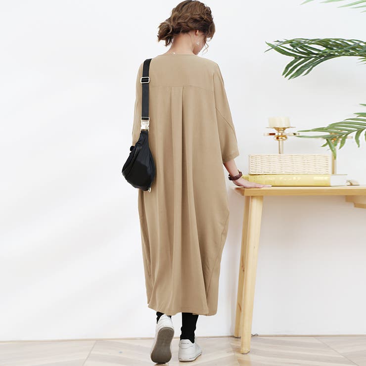 ワンピース ロング丈 半袖 vネック ボタン ゆったり[品番：DBLW0000932