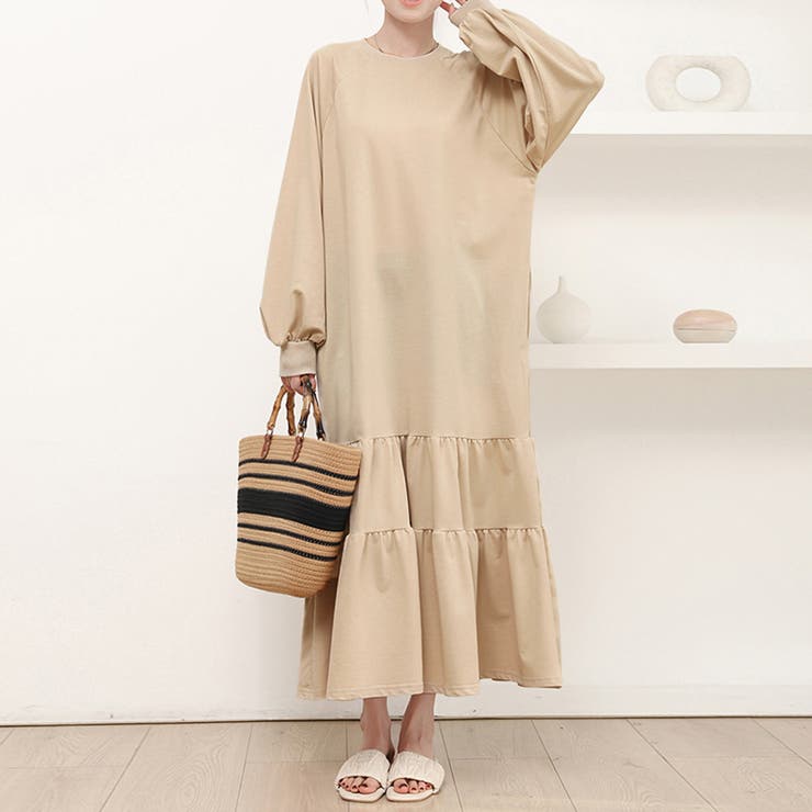 ベージュ | ラグラン袖ティアードワンピース | Doux Belle 