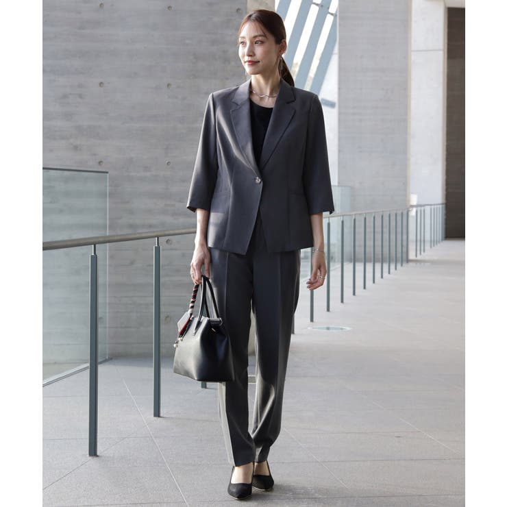 チャコールグレー | 一つボタンがリラクシーなセットアップスーツ | DRESS+
