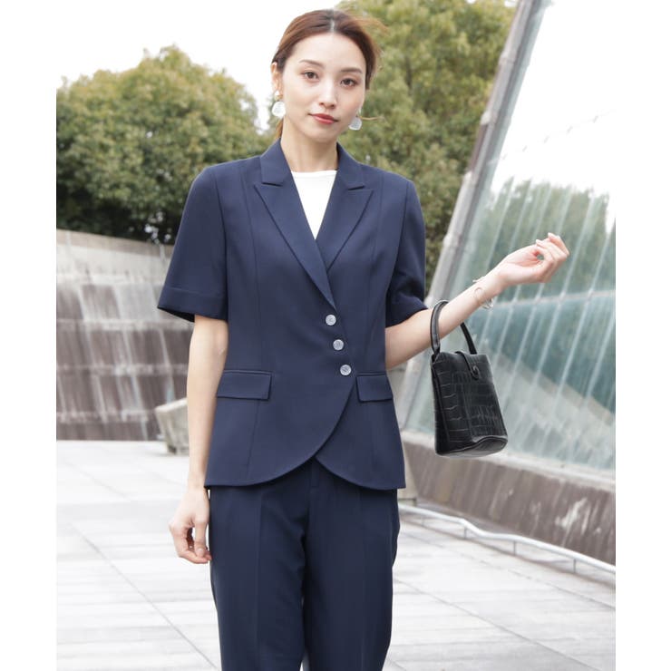 ボタンがアクセントのセットアップスーツ | DRESS+ | 詳細画像2 