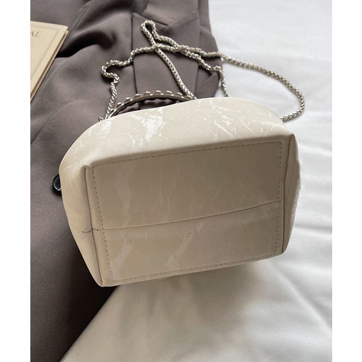 蝶チャームが映えるバッグ 結婚式 | DRESS+ | 詳細画像24 