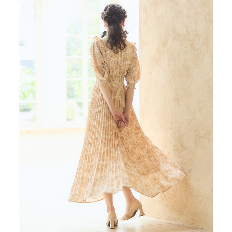 袖あり花柄刺繍シアーレース切替えシフォンプリーツワンピース