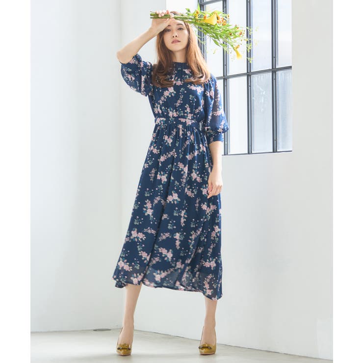 ワンピース 花柄 半袖 ミモレ丈 フレアワンピース卒業式 成人式[品番