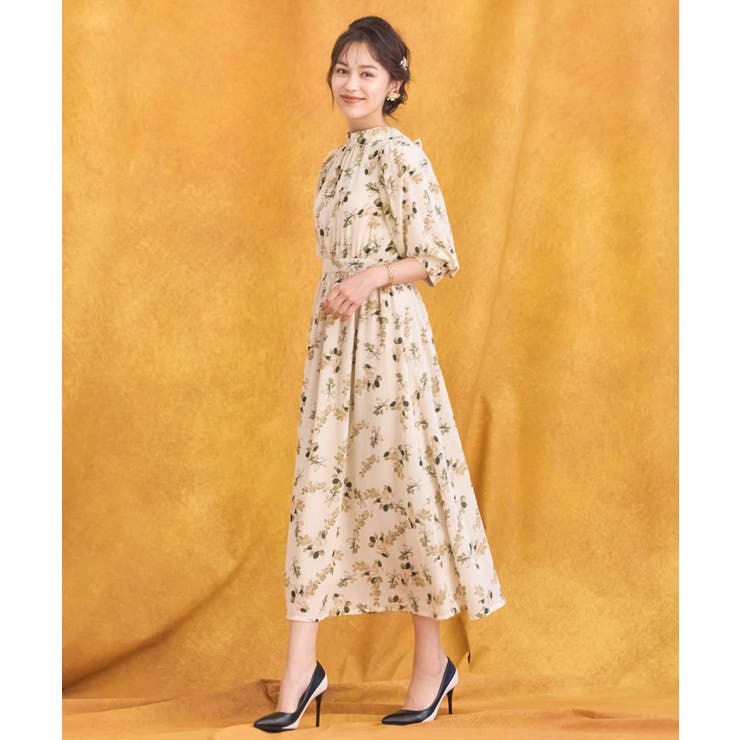 ワンピース 花柄 半袖 ミモレ丈 フレアワンピース卒業式 成人式[品番