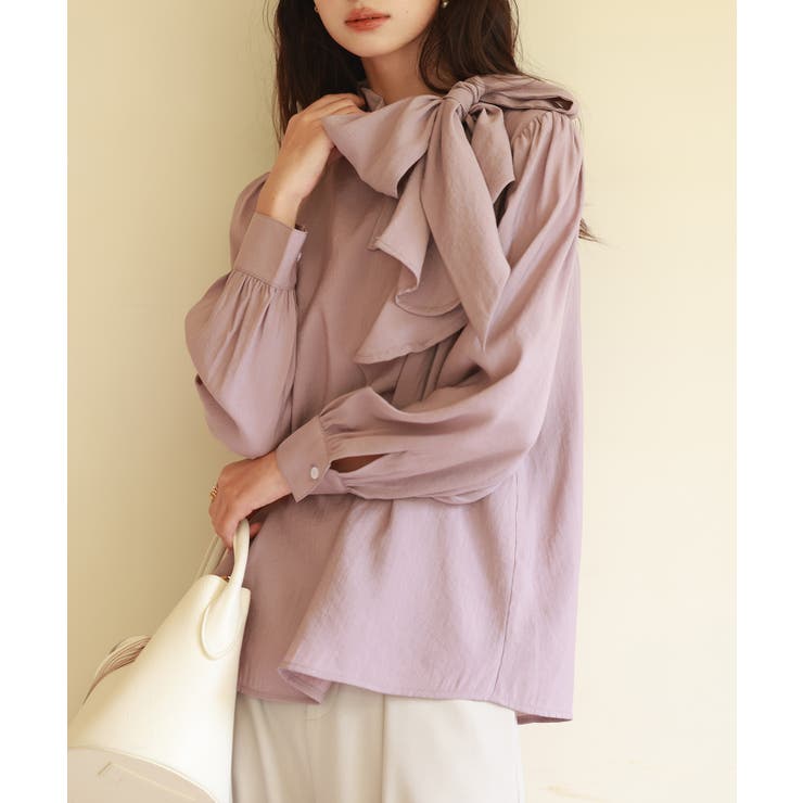 世界の 大きめボウタイリボンフリルブラウス[品番：DSSW0004422 トップス