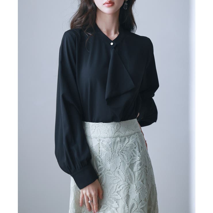ブラック | とろみ生地フリル金ボタンブラウス | SAISON DE PAPILLON 