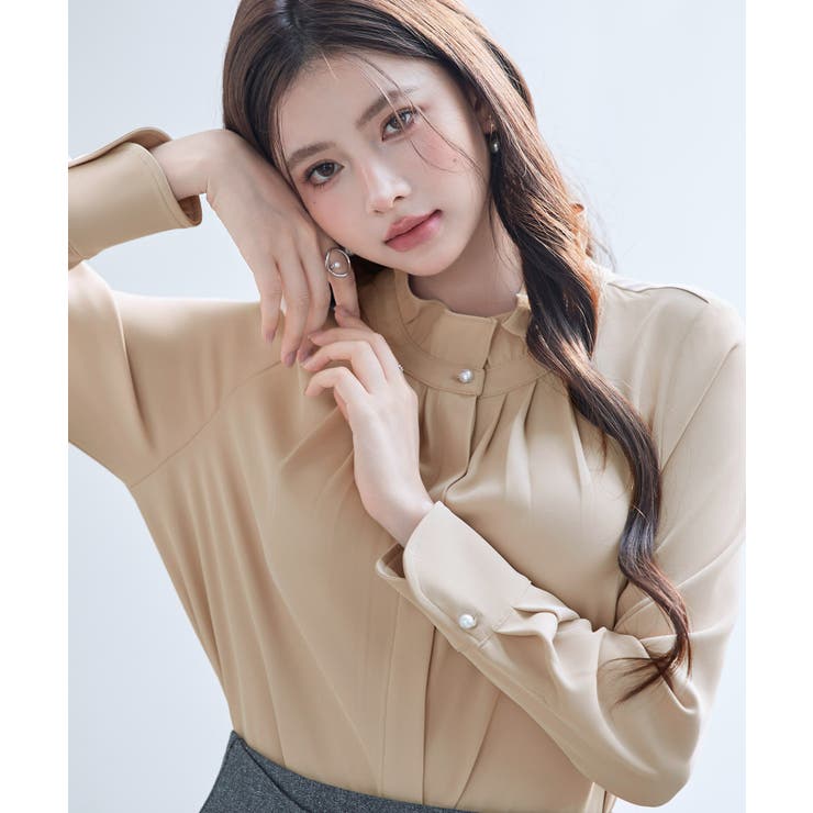 ギャザーたっぷりのフェミニンなバルカンブラウス | SAISON DE PAPILLON  | 詳細画像8 