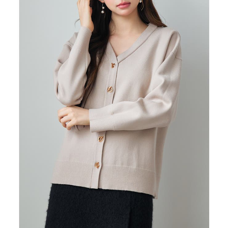 ベージュ | ハトメ釦Vネック長袖ニットカーディガン | SAISON DE PAPILLON 