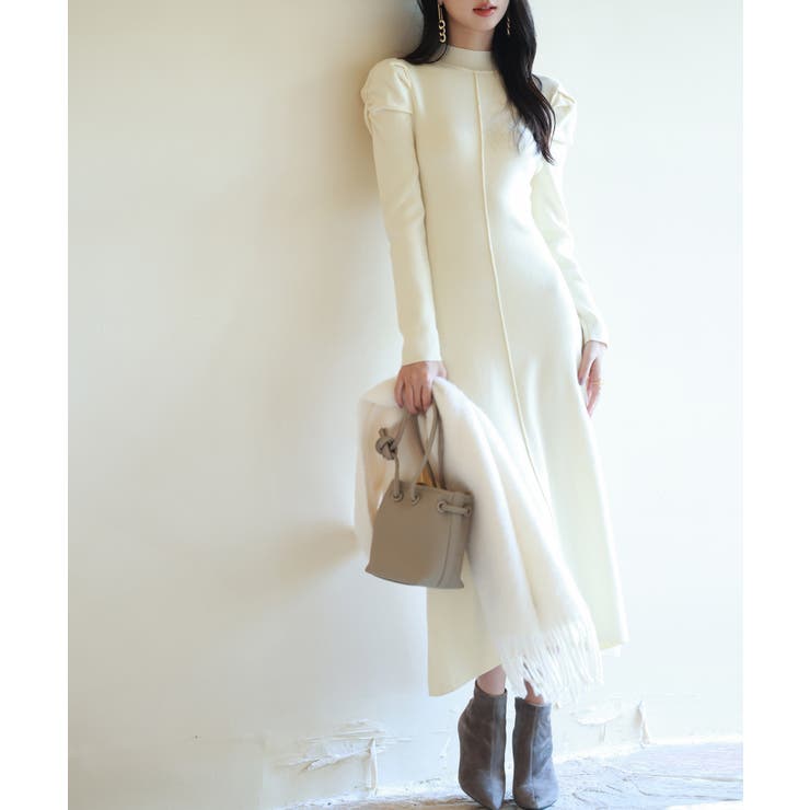 【匿名配送】本体 19.000円+税✨INED ニットワンピース 匿名配送】本体 19.+税✨INED ニットワンピース レディース