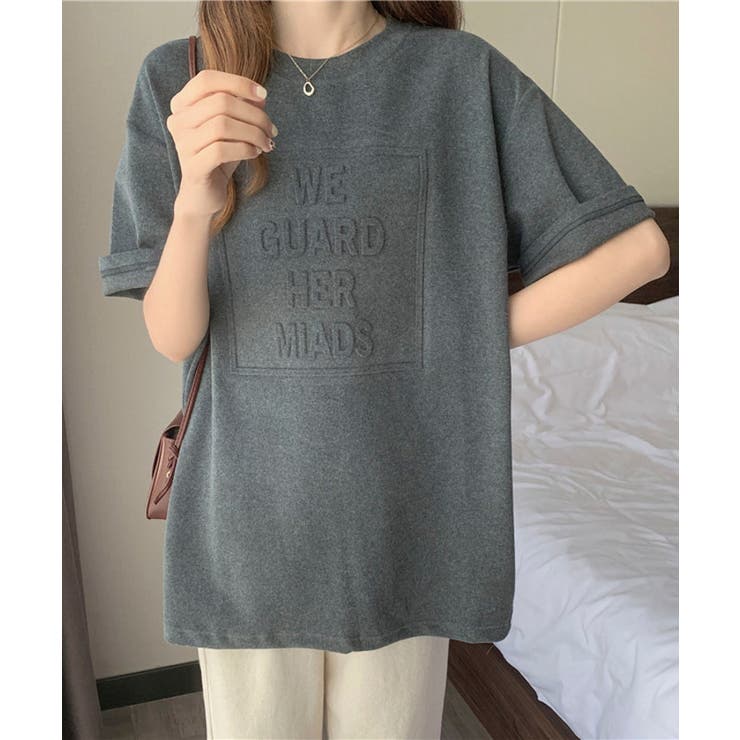 グレー | Y2K オーバーサイズシルエットエンボスロゴTシャツ 韓国ファッション | SEU