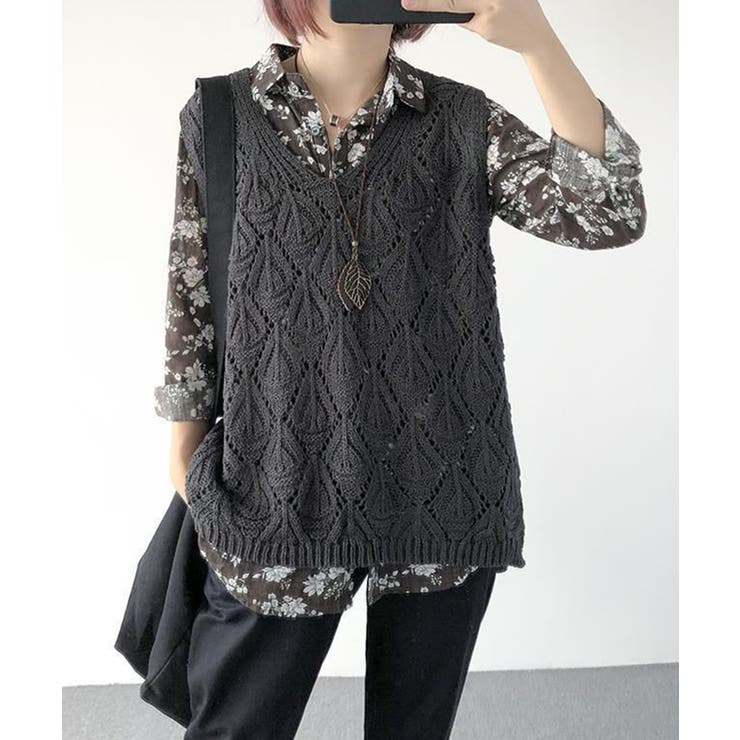 ロングシーズン大活躍Vネックダイヤモンド柄透かし編みニット