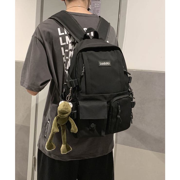 ブラック | 多機能ポケット付きナイロンデイパック バックパック【SHOPLIST限定 新作 | SEU