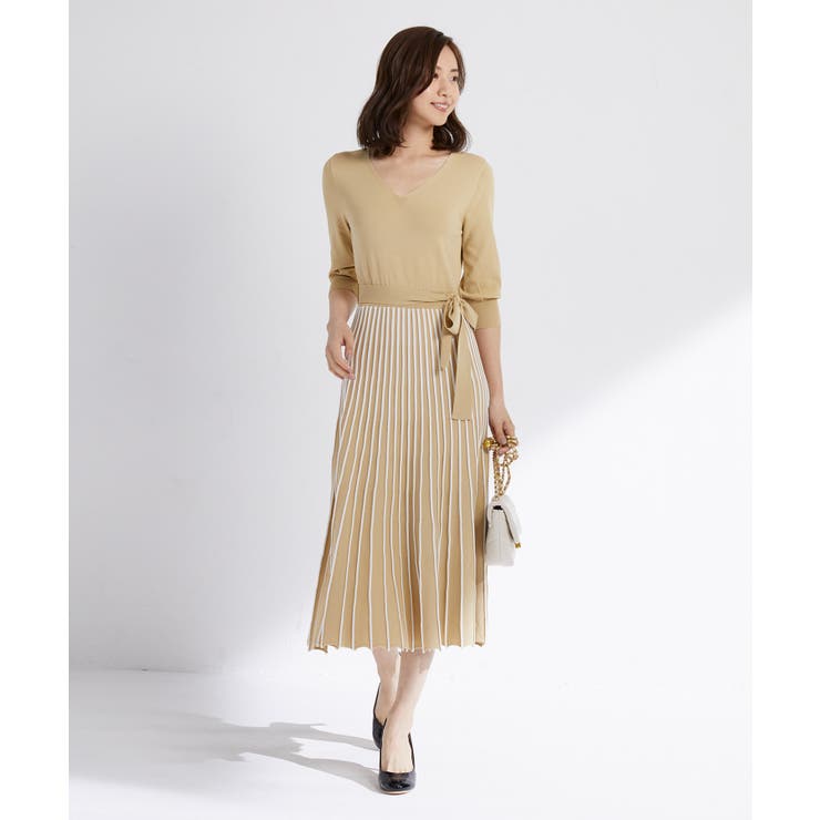 バイカラープリーツニットワンピース 骨格ストレートさんにおすすめ 接触冷感 品番 Dssw Seu エスイイユウ のレディースファッション通販 Shoplist ショップリスト