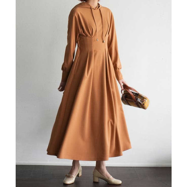 ベージュ | ウエストタックカットソーパーカーワンピース | SAISON DE PAPILLON 