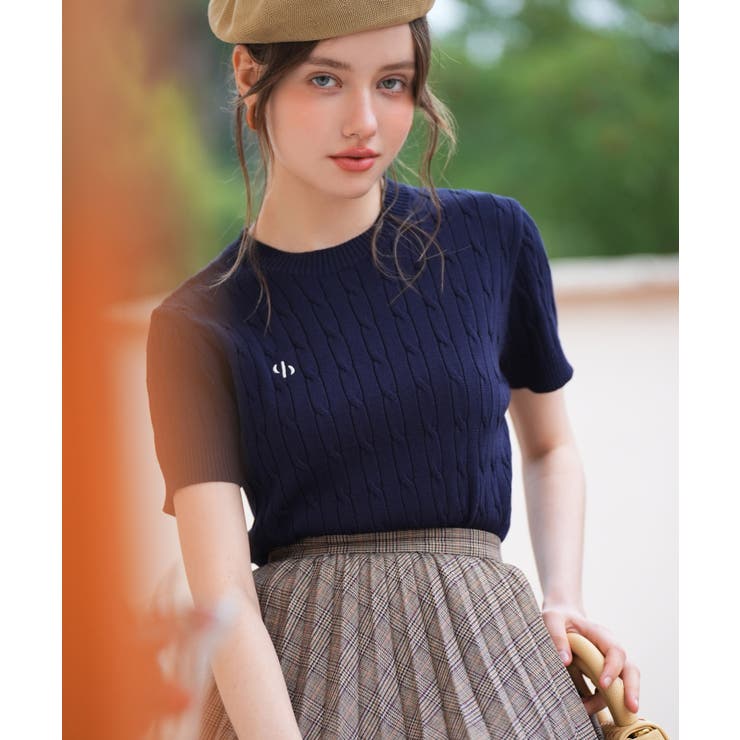 ロゴ刺繍ケーブル編みクルーネックニット[品番：DSSW0004204]｜SAISON