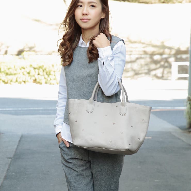 perche ペルケ / 牛革ドット刺繍トートバッグ | UNBILLION | 詳細画像9 