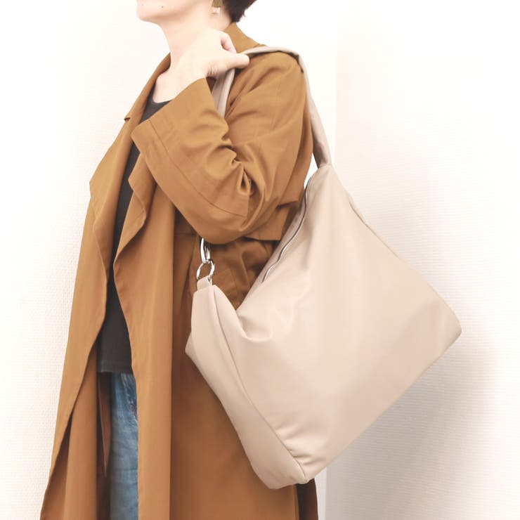 カシュカシュ / ソフト合皮スクエアホーボーショルダーバッグ | UNBILLION | 詳細画像2 