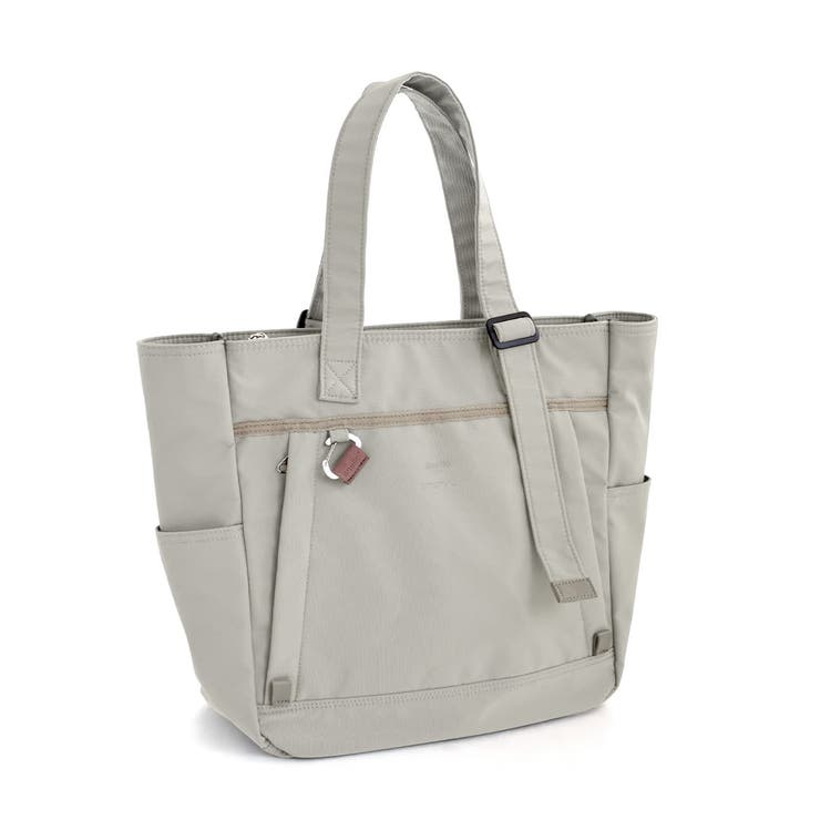 Iconic deluxe vera tote outlet