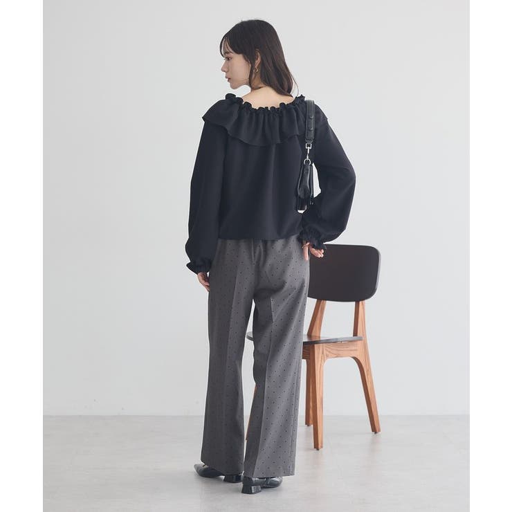 フリルオフショルブラウス | earth music&ecology  | 詳細画像16 