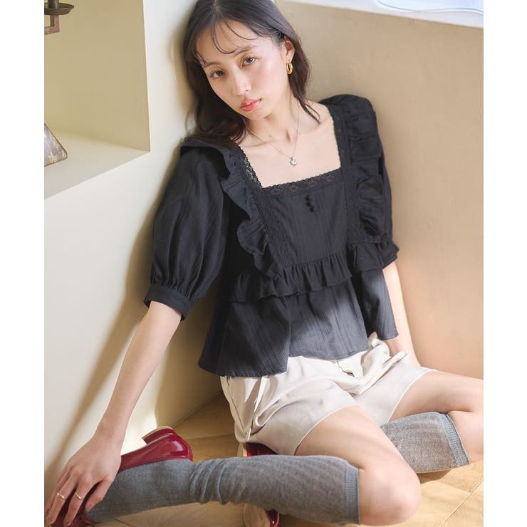 パフスリーブコットンフリルブラウス 25SS 夏 コットン100[品番
